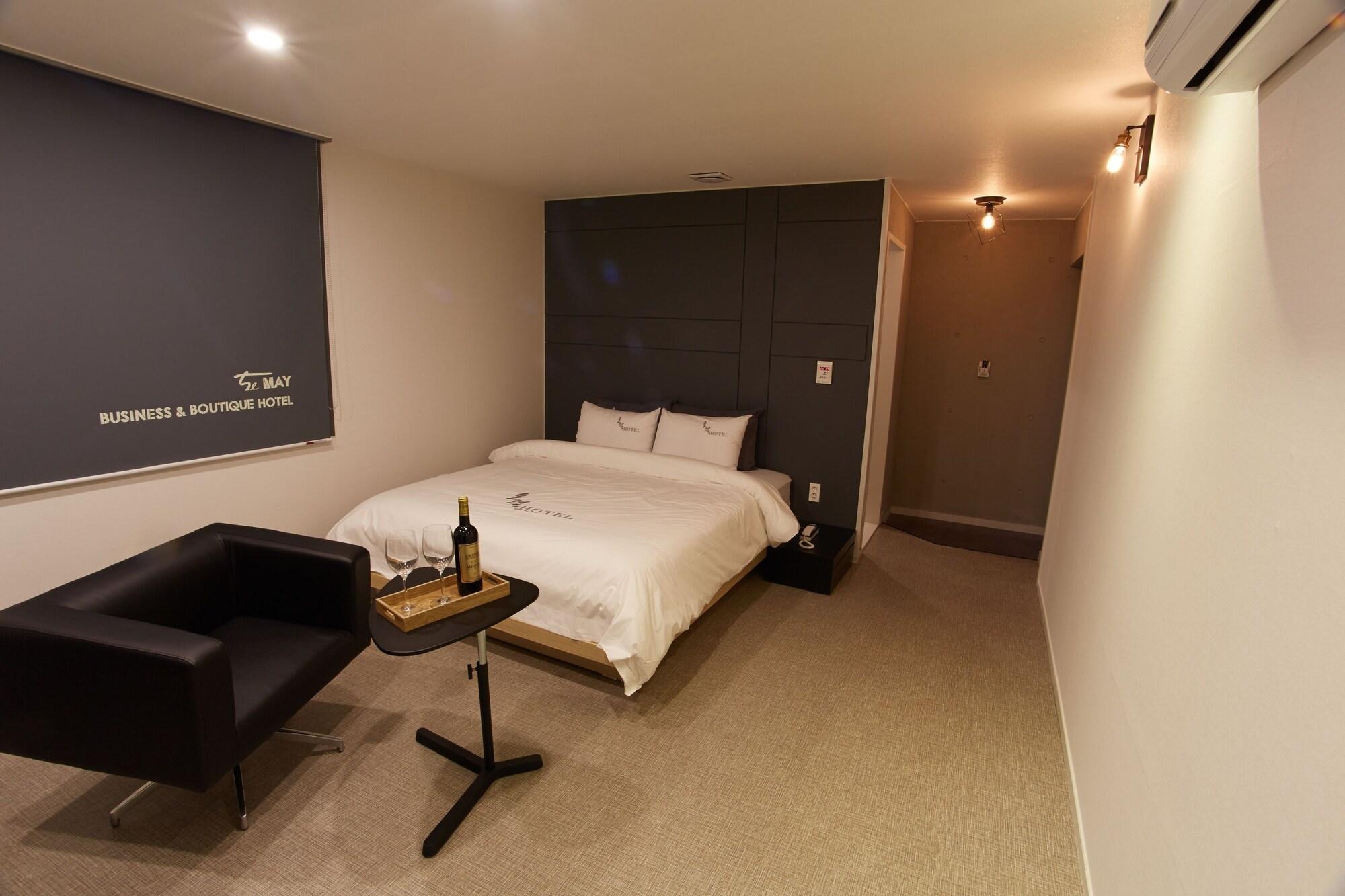 Hotel The May Gwangju Metropolitan City ภายนอก รูปภาพ