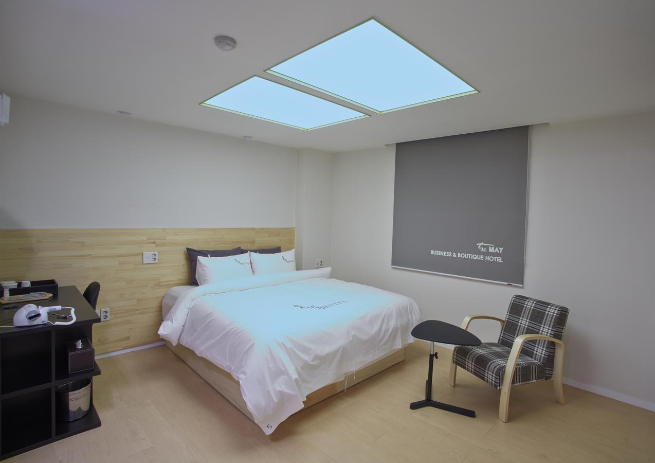 Hotel The May Gwangju Metropolitan City ภายนอก รูปภาพ