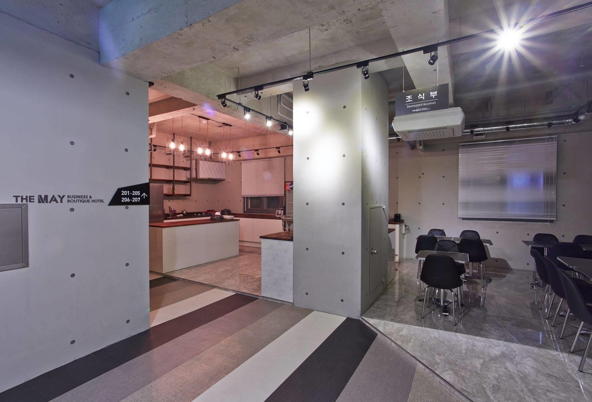 Hotel The May Gwangju Metropolitan City ภายนอก รูปภาพ